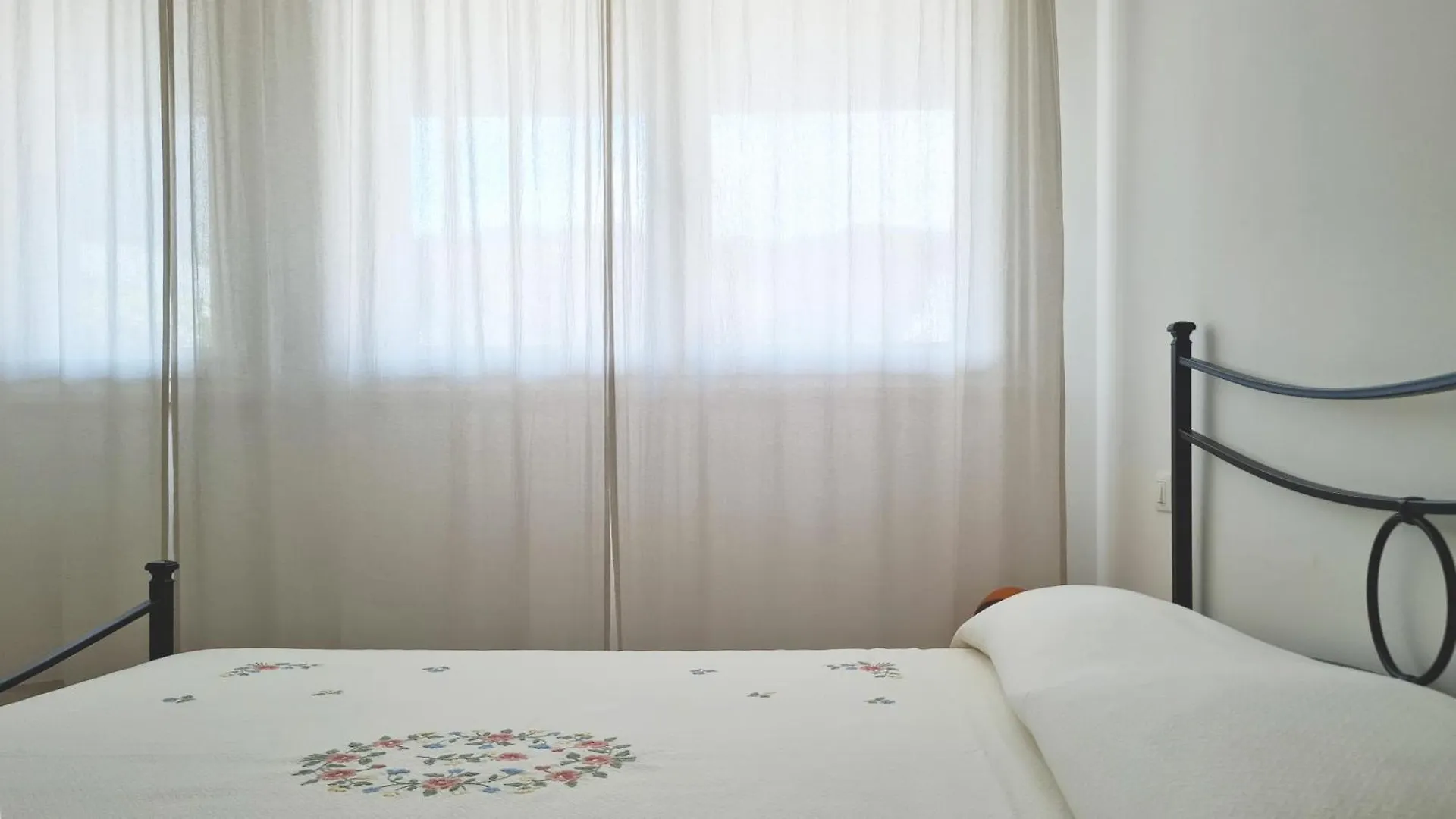 Loren'S Follonica Apartment